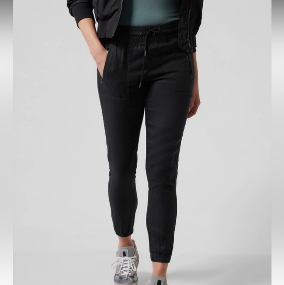 Athleta cabo linen jogger in black - Picture 3 of 13